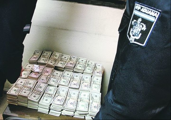 La valija y sus 800.000 dólares.