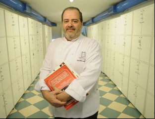 El enojo del cocinero Guillermo Calabrese por los precios para comer en Ezeiza