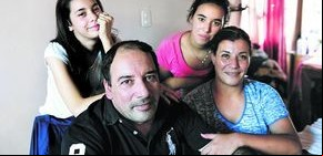 Por día, tres personas logran recuperar la vista en el país