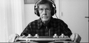 John Cage nunca pió tarde