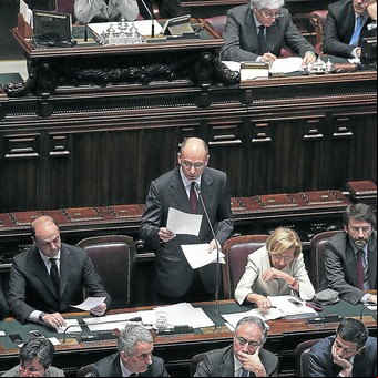Letta obtiene el voto de confianza en el parlamento