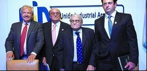 El vice de la UIA dijo que el principal objetivo es "mantener la fuente de trabajo"