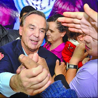 A Pichetto le parece incorrecto que tilden a Massa de traidor 