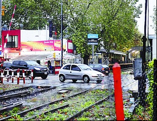 Otra marcha contra un túnel bajo las vías en Saavedra