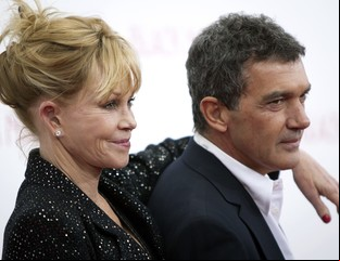Griffith le reclamaría 25 millones de dólares a Antonio Banderas