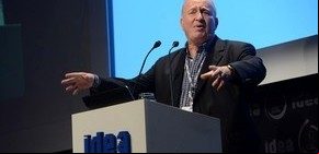 Sabsay vuelve a pedir que la Presidenta muestre su título universitario
