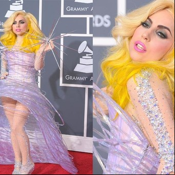 Lady Gaga, vestida por Armani