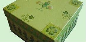 Cómo decorar una caja con técnicas mixtas