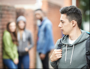 Cuál es la diferencia entre timidez y ansiedad social