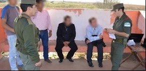 Disfrazados de sacerdotes, llevaban 47 kilos de marihuana