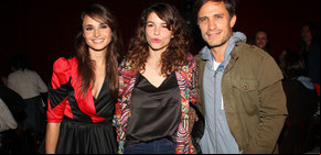 Gael García Bernal fue a ver a Mía Maestro... ¿hay amor?