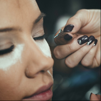 Tratamientos estéticos para pestañas: ¿son peligrosos para los ojos?
