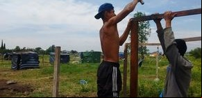 La toma de tierras en Merlo desde el aire: denuncian un “Indoamericano para Vidal”