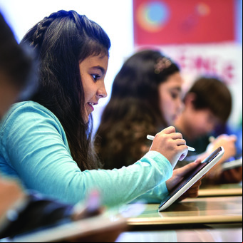 El Gobierno porteño entregará tablets y netbooks gratis: cuáles son los requisitos para obtenerlas