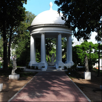GPS Parque Lezama: suspiros a la sombra de la historia