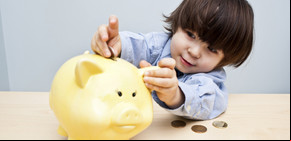 Cómo enseñarles a tus hijos a manejar dinero