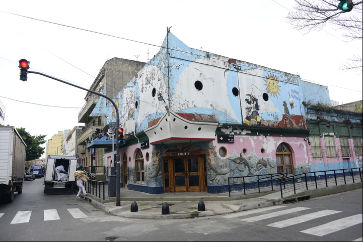 13-05-2016
Vecinos plantean "refundar" La Boca
Necochea la calle de las cantinas
Foto David Fernandez