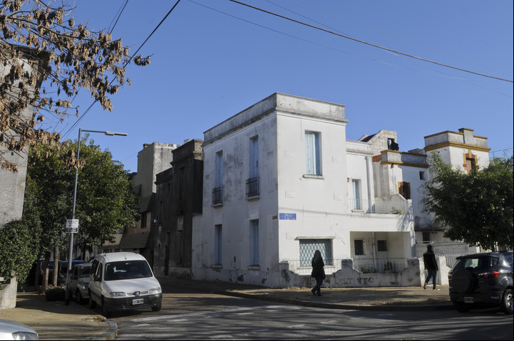 Esquina. Tranquilidad en la zona de las Mil Casitas. / Néstor García