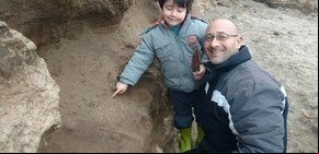 Sorpresa en la playa: un nene halló fósiles que tendrían 500 mil años
