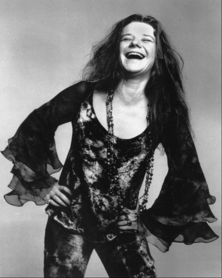 Janis Joplin y su sonrisa inmensa, que de golpe se convertía en un estrépito aguardentoso que lo ponía todo bajo su efecto casi hipnótico.