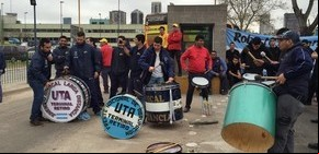 La UTA bloqueó la terminal de Retiro por reclamos de seguridad