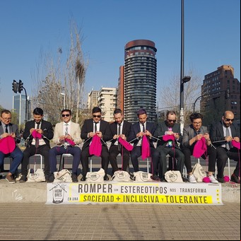 Hombres Tejedores, cuando trabajar con estambres no tiene género