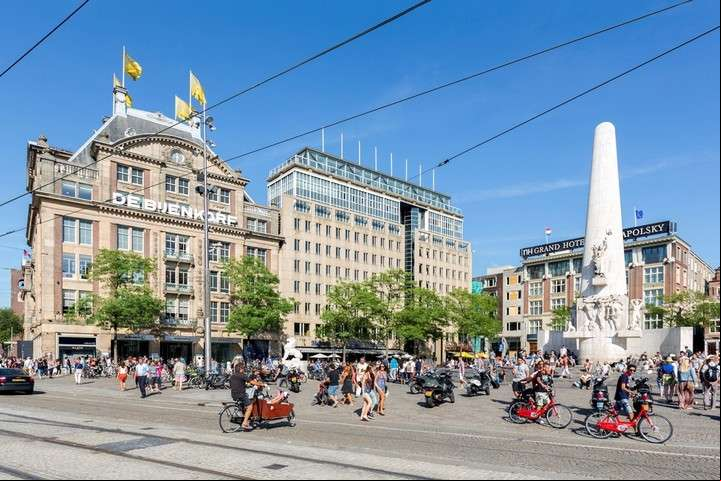 La ciudad tiene 799.400 habitantes y hay 881.000 bicicletas (Getty Images)