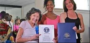 Contra lo imposible: la profesora de yoga de casi 100 años