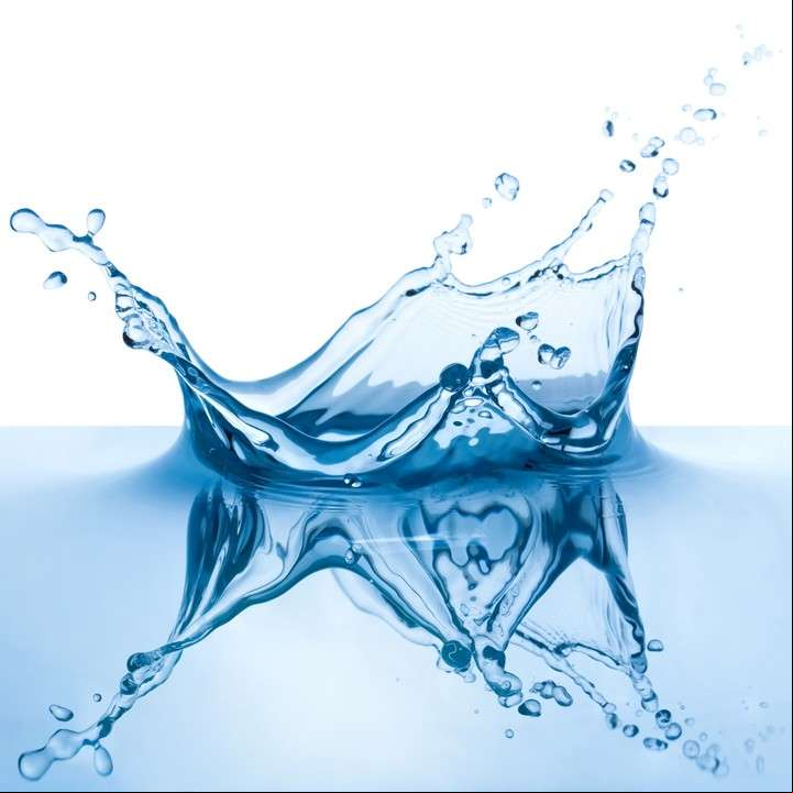 ¿Cuál es la bebida más saludable para acompañar las comidas? El agua, sin dudas. De manantial o de la canilla.
