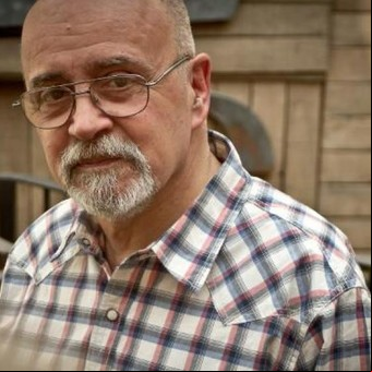 Jorge Aulicino: "Reivindico la poesía como suceso colectivo"