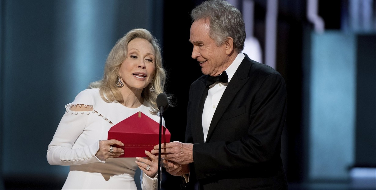 Premios Oscar: la noche del escándalo de "La La Land", la película que no ganó pero que anunciaron ante millones de espectadores 