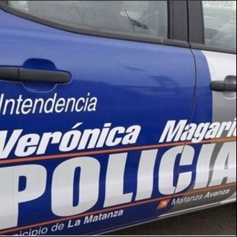 Polémica en La Matanza por patrulleros con el nombre de la intendenta Verónica Magario
