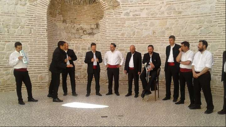 Música klapa en el Vestíbulo de Split (GI/Viajes)