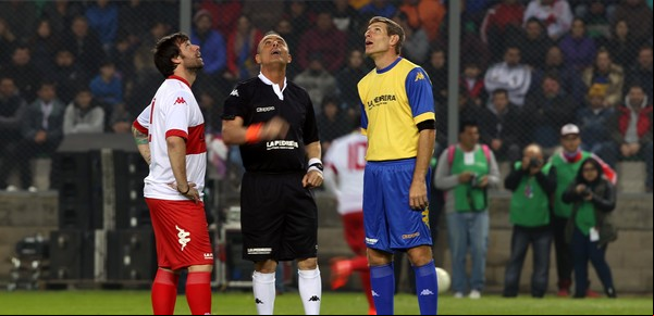 Palermo y Cavenaghi, frente a frente en un Superclásico de glorias