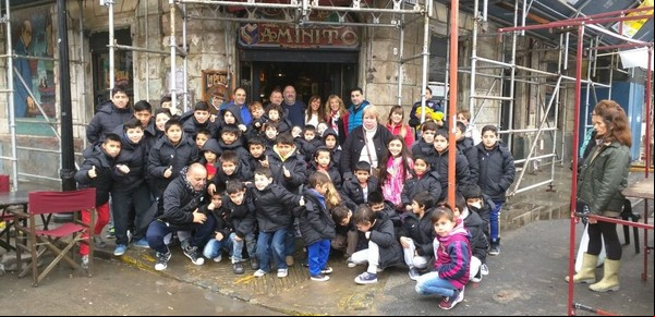 Caminito y la Bombonera, en un día distinto para los chicos en La Boca