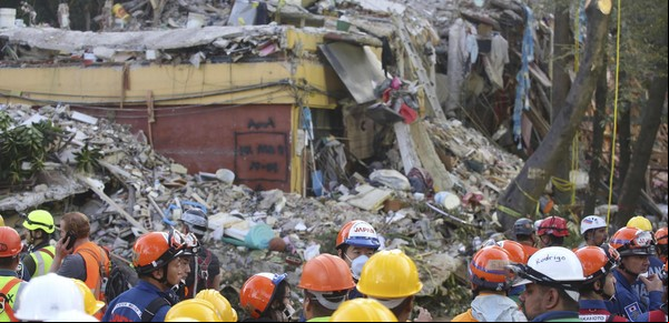 Otro terremoto en el sur de México generó pánico y obligó a suspender las tareas de rescate