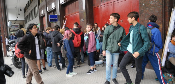 Desde este lunes 23.100 alumnos de primer año inician un curso nivelador