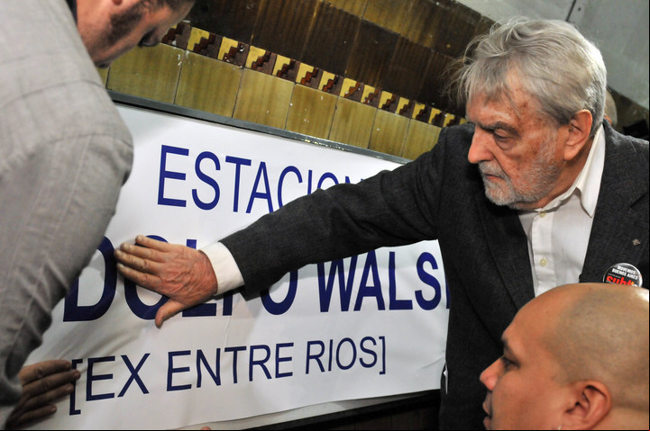 En la inauguración de la estación Rodolfo Walsh de la línea E del Subte. Foto / Telam