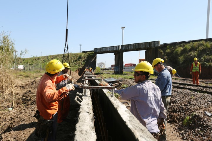 En 2017 se instaló el cerco perimetral en el ramal Haedo Temperley del ferrocarril Roca para evitar cruces de delincuentes.