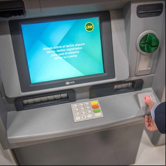 Bitcoins, pagos biométricos y less: nuevas formas que le ganarán al dinero en efectivo