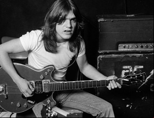 Malcolm Young: 35 canciones para recordar su obra en AC/DC