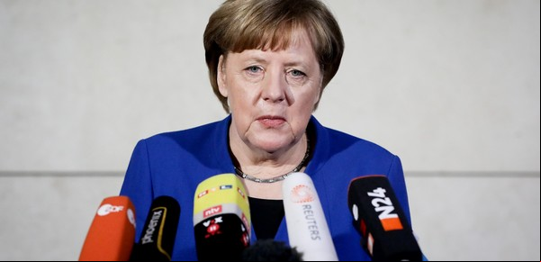 Se traban las negociaciones y Angela Merkel ite que será difícil formar gobierno