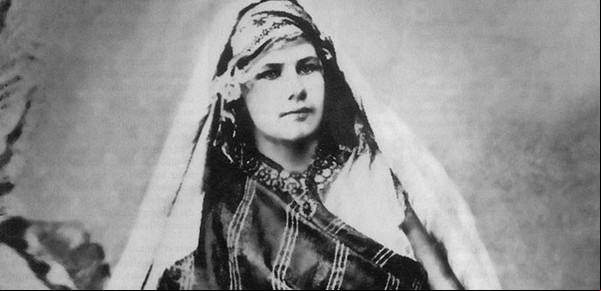 La trágica vida de la exploradora que se convirtió al Islam y describió como nadie el desierto del Sahara