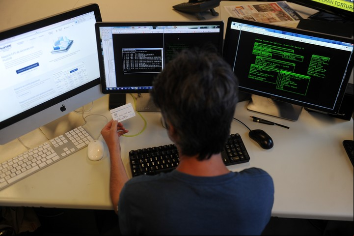 Los sitios que convocan a una gran masa de s son atractivos para los cibercriminales para realizar todo tipo de estafas. Foto: Archivo Clarín