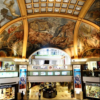 Galerías porteñas: entre el shopping, el gran arte