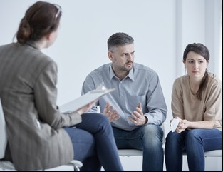 Señales para identificar si es momento de iniciar una terapia de pareja