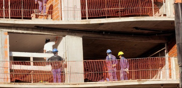 Cuánto ganan los albañiles y obreros de construcción en enero de 2025
