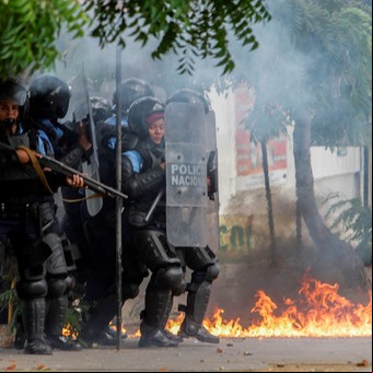En fotos: un año de muerte y represión del régimen de Daniel Ortega en Nicaragua