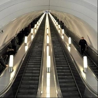 Arsenalna, la estación de subte más profunda del mundo