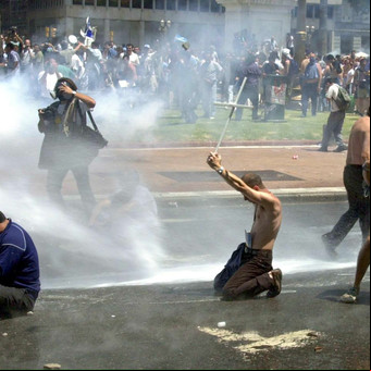 En fotos: 19 y 20 de diciembre, a 22 años de los trágicos hechos sociales del 2001